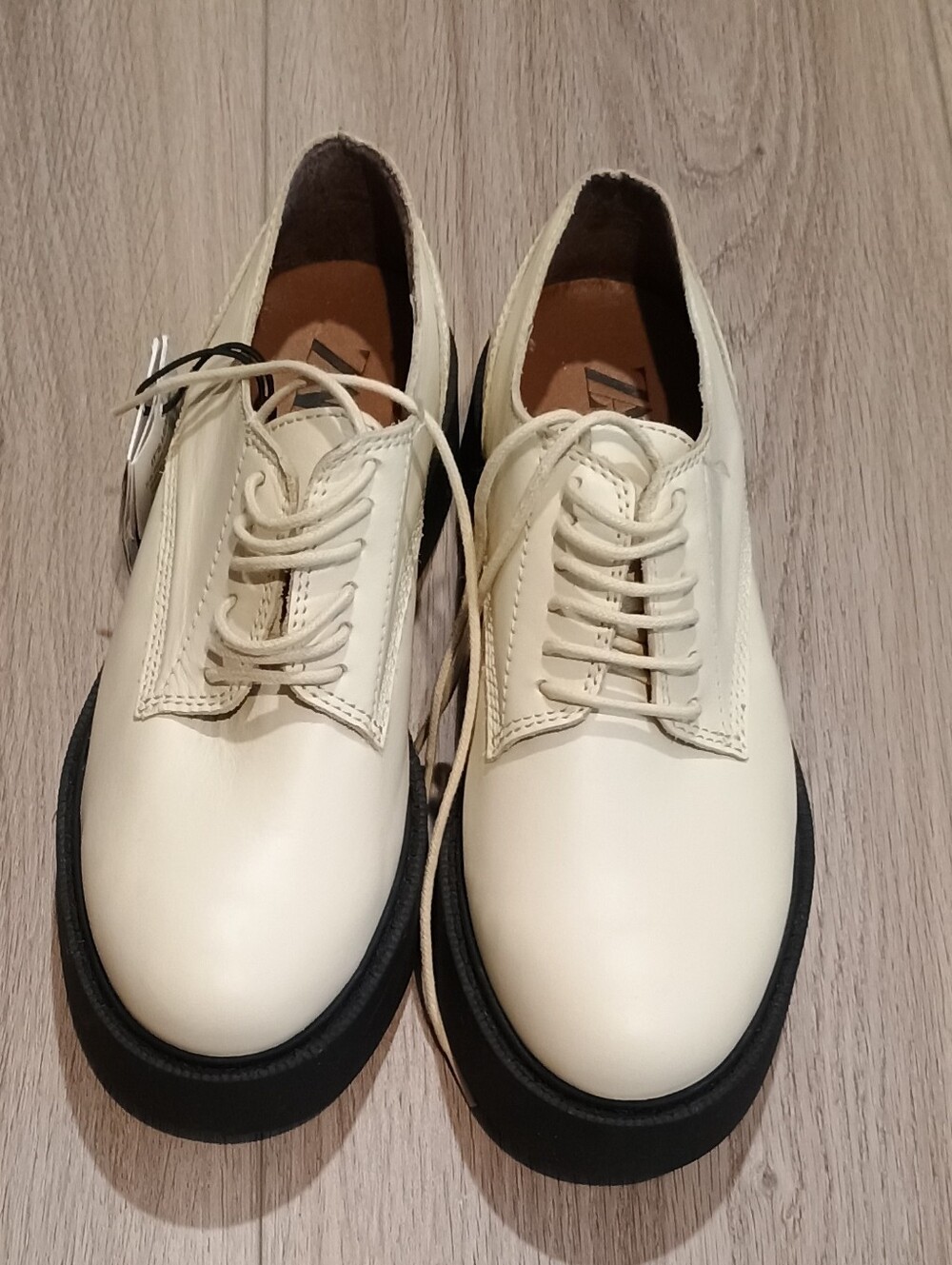 NWT Zara Leather Derby Shoes Off White Size 7.5